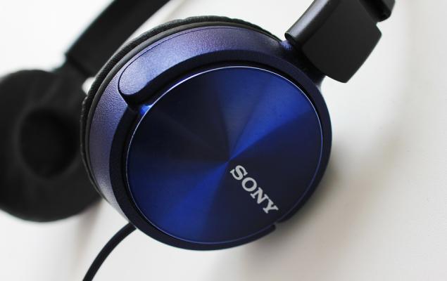 SONY's Subsidiary Unveils New MDR-M1 Closed Monitor Headphones