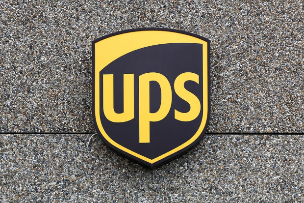 UPS Stock Trading Higher Than Industry at 15.1x PE: Time to Sell?