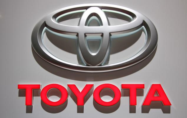 Toyota (TM) Agrees on Its Highest Wage Hike in 3 Decades