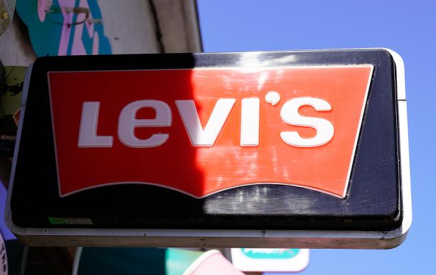 Here's How Levi Strauss (LEVI) Looks Just Ahead of Q3 Earnings