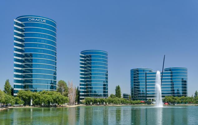 Buy Oracle Stock after the AWS Deal?