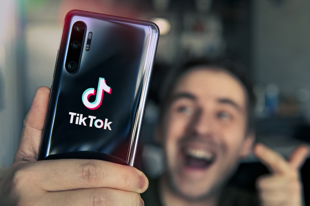 An End to TikTok in the U.S.? Plus DLTR’s Miss & More