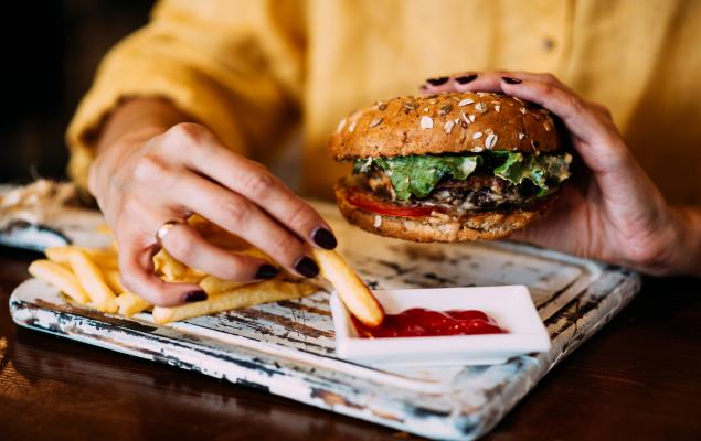 4 Restaurant Stocks to Buy on Continued Rise in Sales