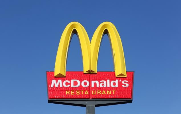 McDonald's (MCD) Q3 Earnings & Revenues Surpass Estimates