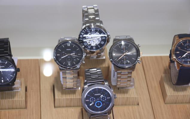 Fossil's Q3 Loss Narrows Y/Y, TAG Plan Drives Margin Growth