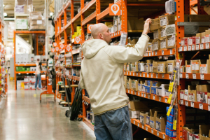 Top Stock Reports for Home Depot, McDonald's & Comcast